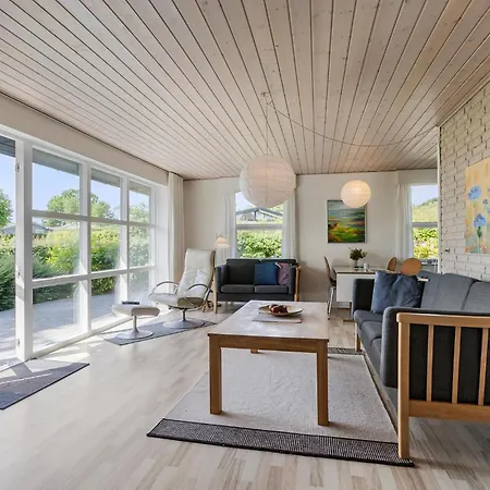 Beautiful Home In Sydals With House Sea View * Sønderborg