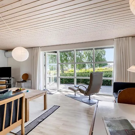Nyaraló Beautiful Home In Sydals With House Sea View